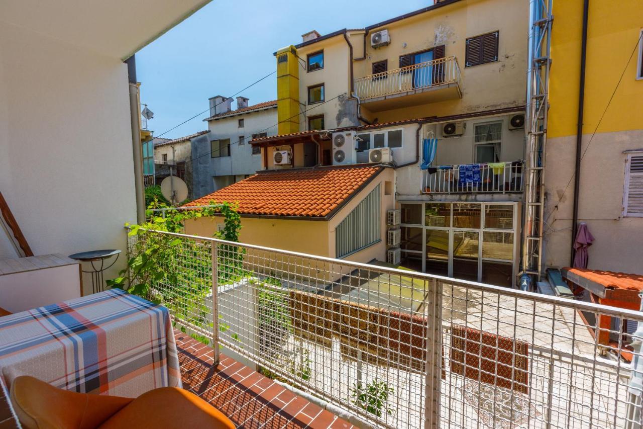 Apartments And Room Art Crikvenica Eksteriør billede